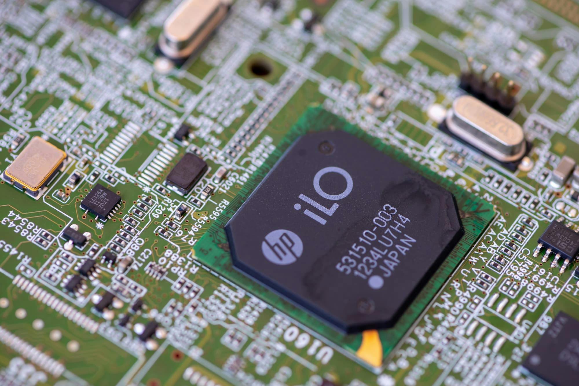 HP ILO remote management chip