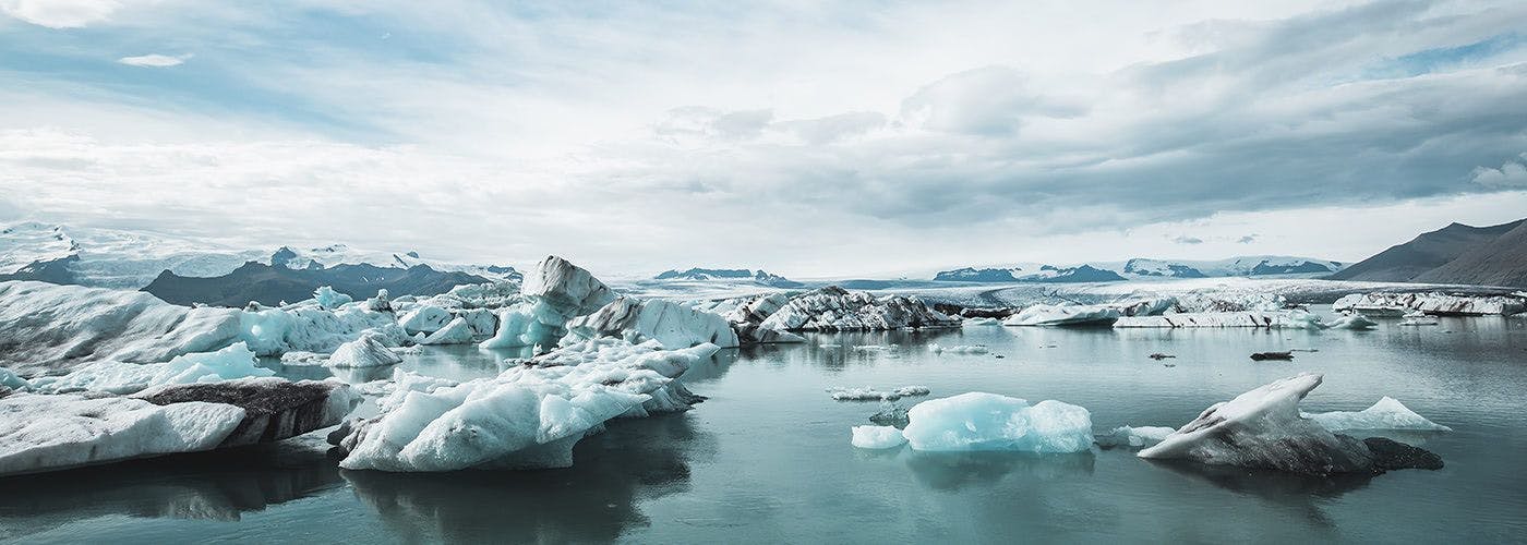 Iceberg-filled lagoon near Hafnarfjörður, Iceland, reflecting the cool reliability of Icelandic VPS hosting services